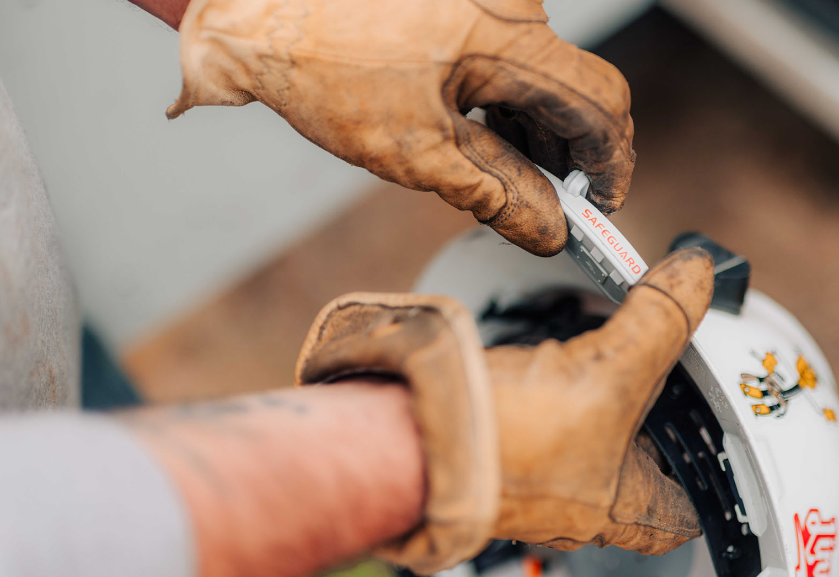 Compass device for hazard detection